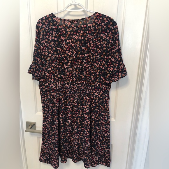 Black and Pink Floral Dress - Picture 3 of 4